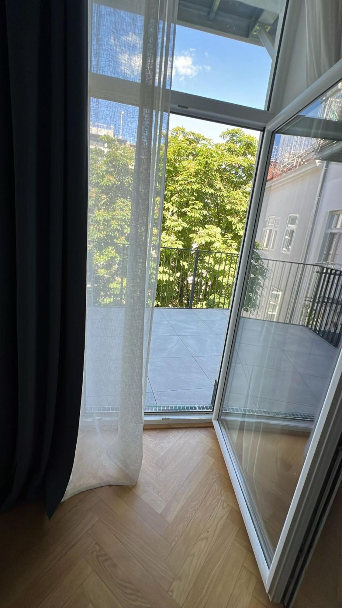 Large Garden-View Balcony Comfort Retreat 1020-Vienna Vídeň Exteriér fotografie